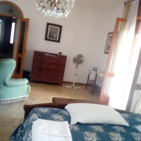 Casa Letizia Al Piano Terra Bed & Breakfast